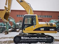 Excavadora de orugas Caterpillar 320CL 2021 vista lateral