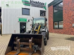 2004 Kramer 380 mini excavator, front view