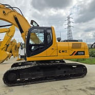 2020 LiuGong 925D crawler excavator, side profile view