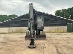 1998 Volvo EW200 wheel excavator front view
