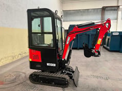 Vicsec VC13CD mini excavator, side view