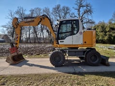 2024 Liebherr A910 COMPACT LITRONIC wheel excavator side view 2024 Liebherr A910 COMPACT LITRONIC wheel excavator side view