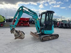 2018 Kobelco SK25SR-6E mini excavator, side view 2018 Kobelco SK25SR-6E mini excavator, side view