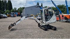 2011 Wacker Neuson 2003RD mini excavator, side view 2011 Wacker Neuson 2003RD mini excavator, side view