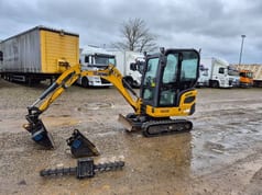 2021 XCMG XE 20 E mini excavator, side view 2021 XCMG XE 20 E mini excavator, side view