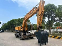 2019 Hyundai R210W-9 wheel excavator, side profile view 2019 Hyundai R210W-9 wheel excavator, side profile view
