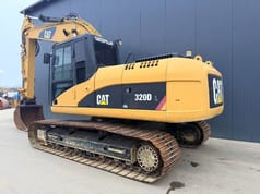 2007 Caterpillar 320DL paletli ekskavatör, arka çapraz görünüm