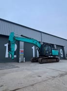 2021 Kobelco SK300LC-10E crawler excavator side view 2021 Kobelco SK300LC-10E crawler excavator side view