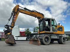 2017 Liebherr 914 LITRONIC wheel excavator, side profile view 2017 Liebherr 914 LITRONIC wheel excavator, side profile view
