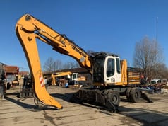 2012 Liebherr A924C LITRONIC material handler, side view 2012 Liebherr A924C LITRONIC material handler, side view