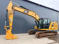 2018 Caterpillar 323 crawler excavator side view 2018 Caterpillar 323 crawler excavator side view