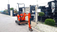 2015 Kubota U10-3 mini excavator, front three-quarter view 2015 Kubota U10-3 mini excavator, front three-quarter view