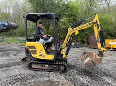 2019 Yanmar SV16 mini excavator side view 2019 Yanmar SV16 mini excavator side view