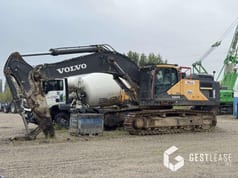 2017 Volvo EC480EL crawler excavator side view 2017 Volvo EC480EL crawler excavator side view