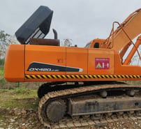 2017 Doosan DX420LC-9C crawler excavator side view