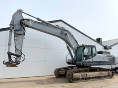 2012 Hyundai R380NLC-9 crawler excavator side view