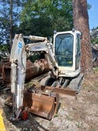 2012 Kubota U25-3EU mini excavator, front three-quarter view 2012 Kubota U25-3EU mini excavator, front three-quarter view