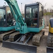2023 Kobelco SK60-10 excavator front view 2023 Kobelco SK60-10 excavator front view