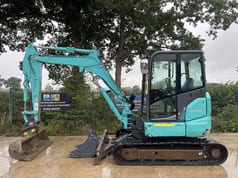 2021 Kobelco SK45SRX-6E mini excavator, side view 2021 Kobelco SK45SRX-6E mini excavator, side view