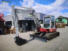 2006 Takeuchi TB180FR mini excavator, front three-quarter view 2006 Takeuchi TB180FR mini excavator, front three-quarter view