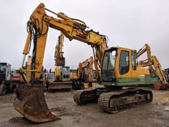 2007 Liebherr R 317 LITRONIC crawler excavator, front three-quarter view 2007 Liebherr R 317 LITRONIC crawler excavator, front three-quarter view