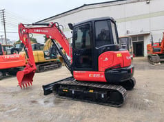 2021 Kubota KX165-5 mini excavator, side view 2021 Kubota KX165-5 mini excavator, side view