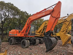 2015 Hitachi EX160WD wheel excavator, side profile view 2015 Hitachi EX160WD wheel excavator, side profile view