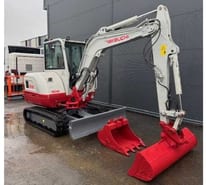 2021 Takeuchi TB240 crawler excavator, side view 2021 Takeuchi TB240 crawler excavator, side view