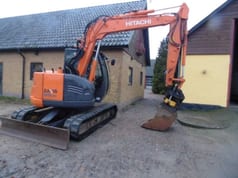 2016 Hitachi 85US mini excavator, side view