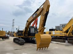 2022 Caterpillar 325D crawler excavator, front three-quarter view