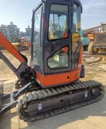 2019 Hitachi ZX35-5A mini excavator side view 2019 Hitachi ZX35-5A mini excavator side view