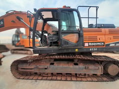 2021 Doosan DX350LC-7 crawler excavator side view 2021 Doosan DX350LC-7 crawler excavator side view