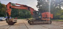 2011 Hitachi ZX470LCH-3 crawler excavator side view 2011 Hitachi ZX470LCH-3 crawler excavator side view