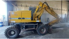 1995 Furukawa W 725 LS wheel excavator, side profile view