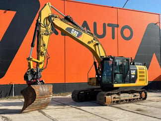 Caterpillar 320 FL 2 Łyżki / 3D / Obrotnica przechylna / Klimatyzacja / Centralne smarowanie (2016) Caterpillar 320 FL 2 Łyżki / 3D / Obrotnica przechylna / Klimatyzacja / Centralne smarowanie (2016)