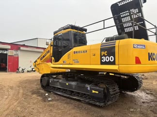 Escavadora de Lagartas Komatsu PC300-7 2022