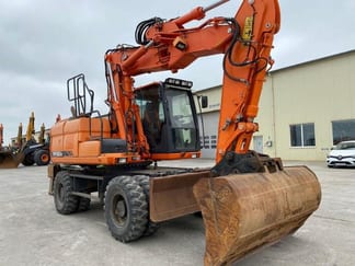 2016 Doosan DX160 Wiellader Graafmachine 2016 Doosan DX160 Wiellader Graafmachine