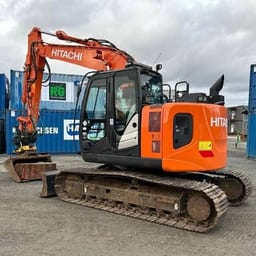 Hitachi ZX135 Escavadora de Lagartas