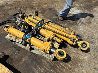 Caterpillar 214 B FT Tekerlekli Ekskavatör Caterpillar 214 B FT Tekerlekli Ekskavatör