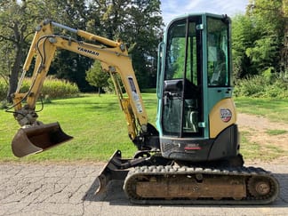 Mini-excavator Yanmar VIO25-4, 2013