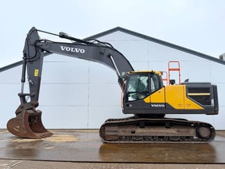 Volvo EC300EL - Lignes de marteau / Attache rapide / Caméra (2020) Volvo EC300EL - Lignes de marteau / Attache rapide / Caméra (2020)