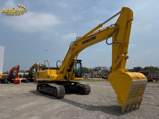 Pelle sur chenilles Komatsu PC300-8M0