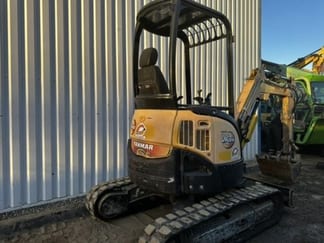 2016 Yanmar VIO25-4 Mini Excavator 2016 Yanmar VIO25-4 Mini Excavator