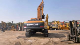 Escavatore cingolato Hyundai R305LC-9T del 2017 Escavatore cingolato Hyundai R305LC-9T del 2017