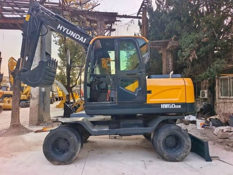 2024 Hyundai HW 60 Eco wheel excavator side view