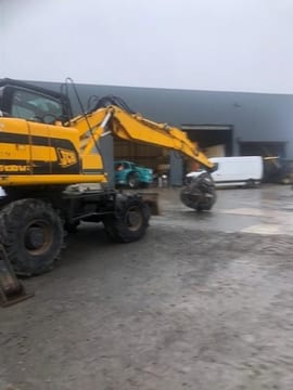 2001 JCB JS130W wheel excavator side view 2001 JCB JS130W wheel excavator side view