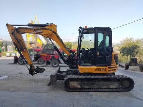 2019 JCB 85Z mini excavator side view 2019 JCB 85Z mini excavator side view