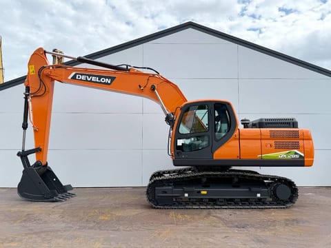 2025 Develon DX205 crawler excavator side view 2025 Develon DX205 crawler excavator side view