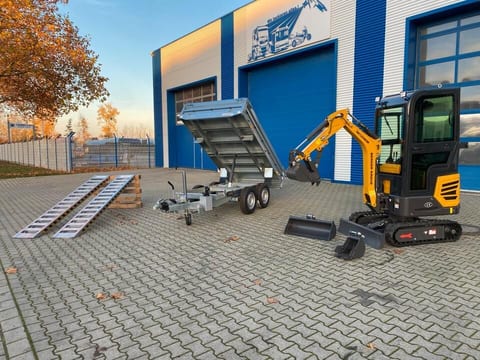Berger Kraus BK1250KSR mini excavator with trailer and ramps Berger Kraus BK1250KSR mini excavator with trailer and ramps
