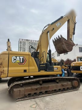 2024 Caterpillar 330 crawler excavator side view 2024 Caterpillar 330 crawler excavator side view